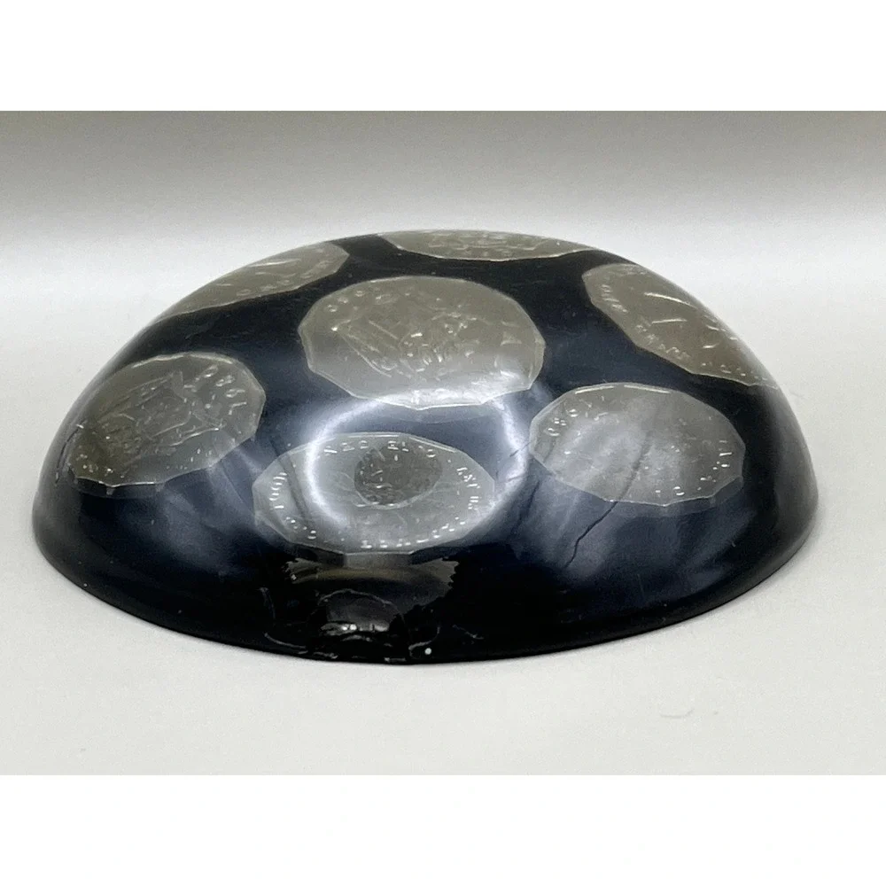 Vtg Jamaica 1980 One‎ Cent Coin Lucite Dome Paperweight Desk Decor Black 3.25